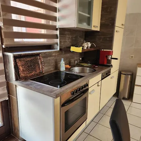 2 Zimmer In Appartement Gloggnitz