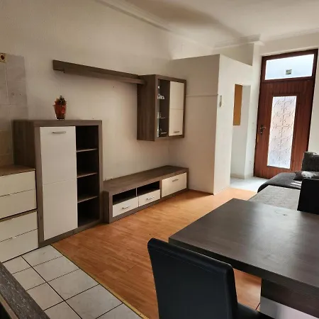 2 Zimmer In *