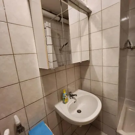 Apartment 2 Zimmer In *